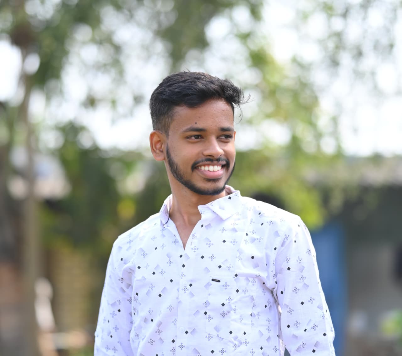 Girish Tapkir